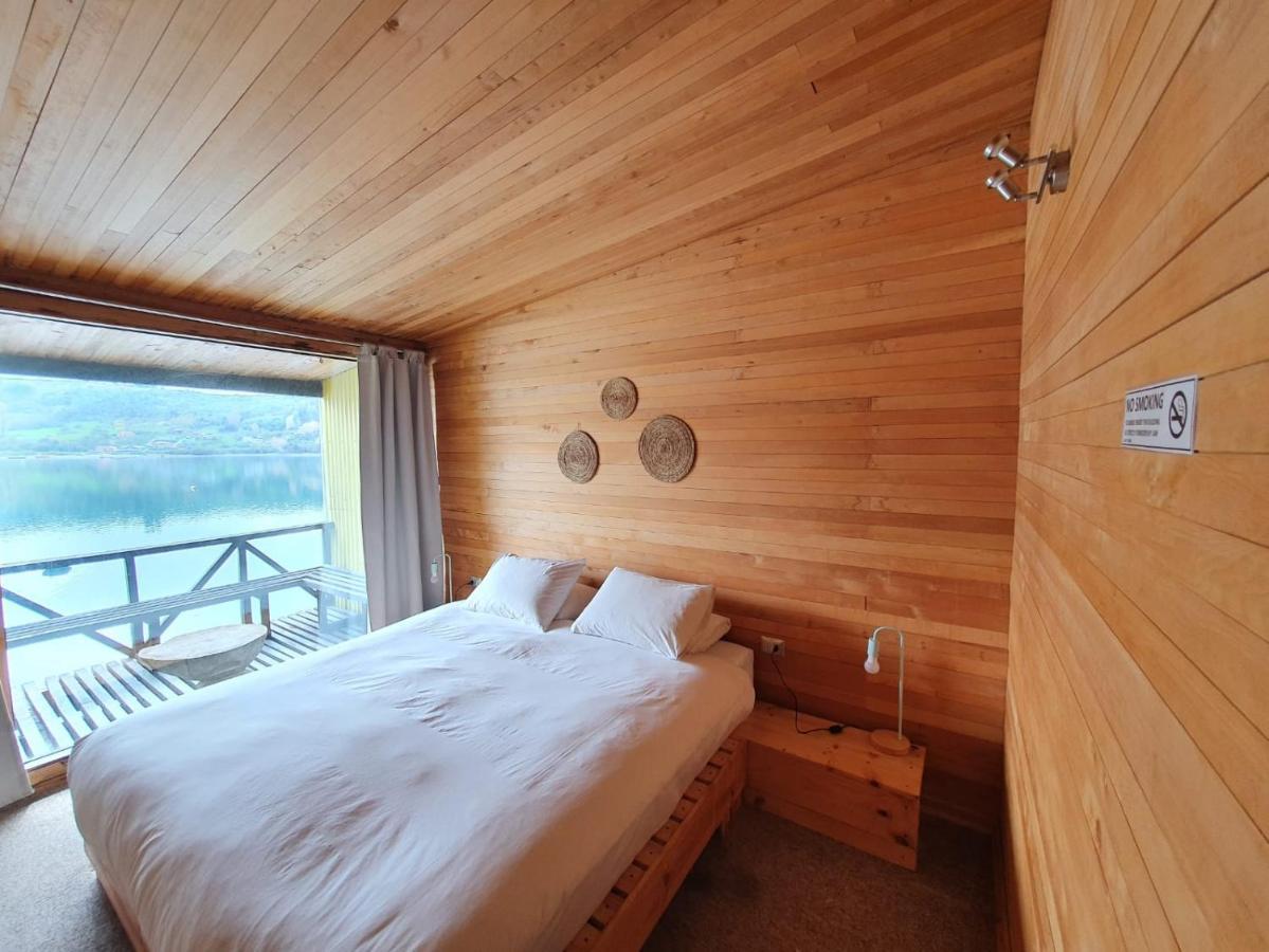 Hotel & Cafe Bauda 卡斯特鲁 外观 照片