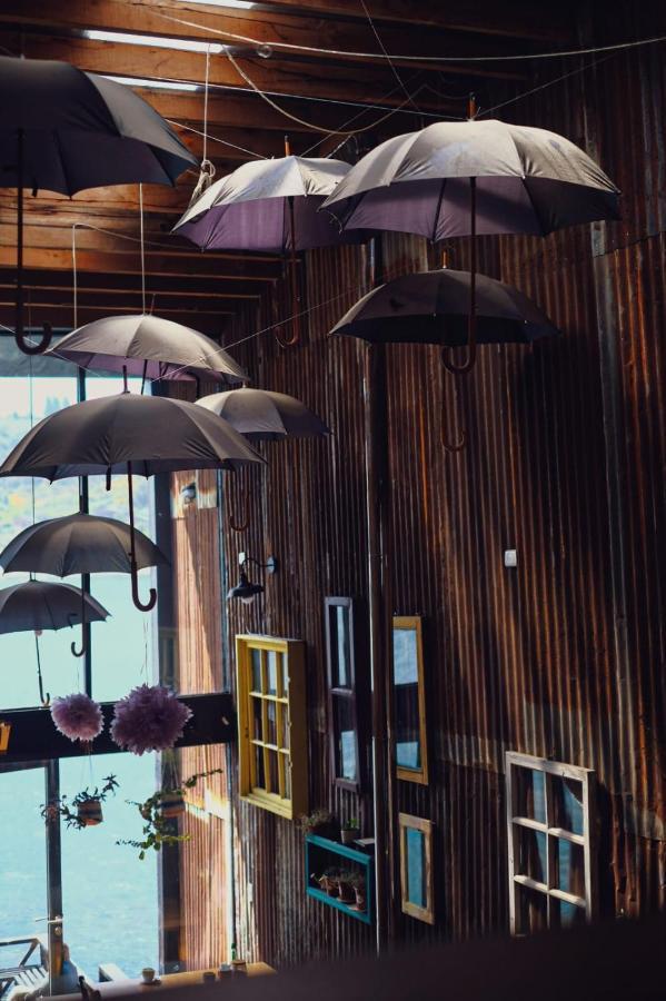 Hotel & Cafe Bauda 卡斯特鲁 外观 照片